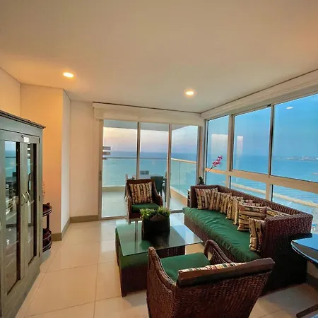Beachfront 16 Apartment Cartagena